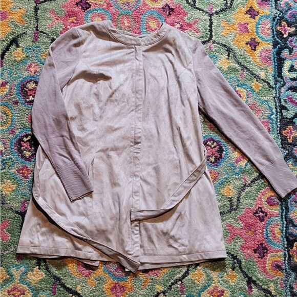 Halston Faux Suede Sweater Jacket Belted Beige Women's 8 - Picture 3 of 8